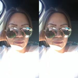 Meet your Posher, Alma